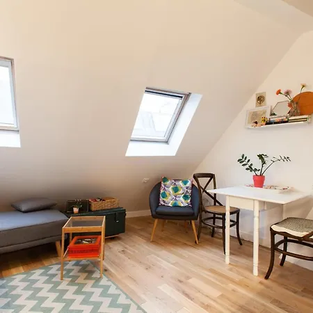 Design Studio With Mezzanine In Montmartre Paris