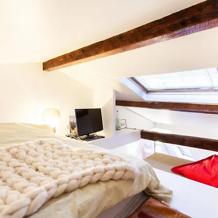 Apartment Design Studio With Mezzanine In Montmartre Paris